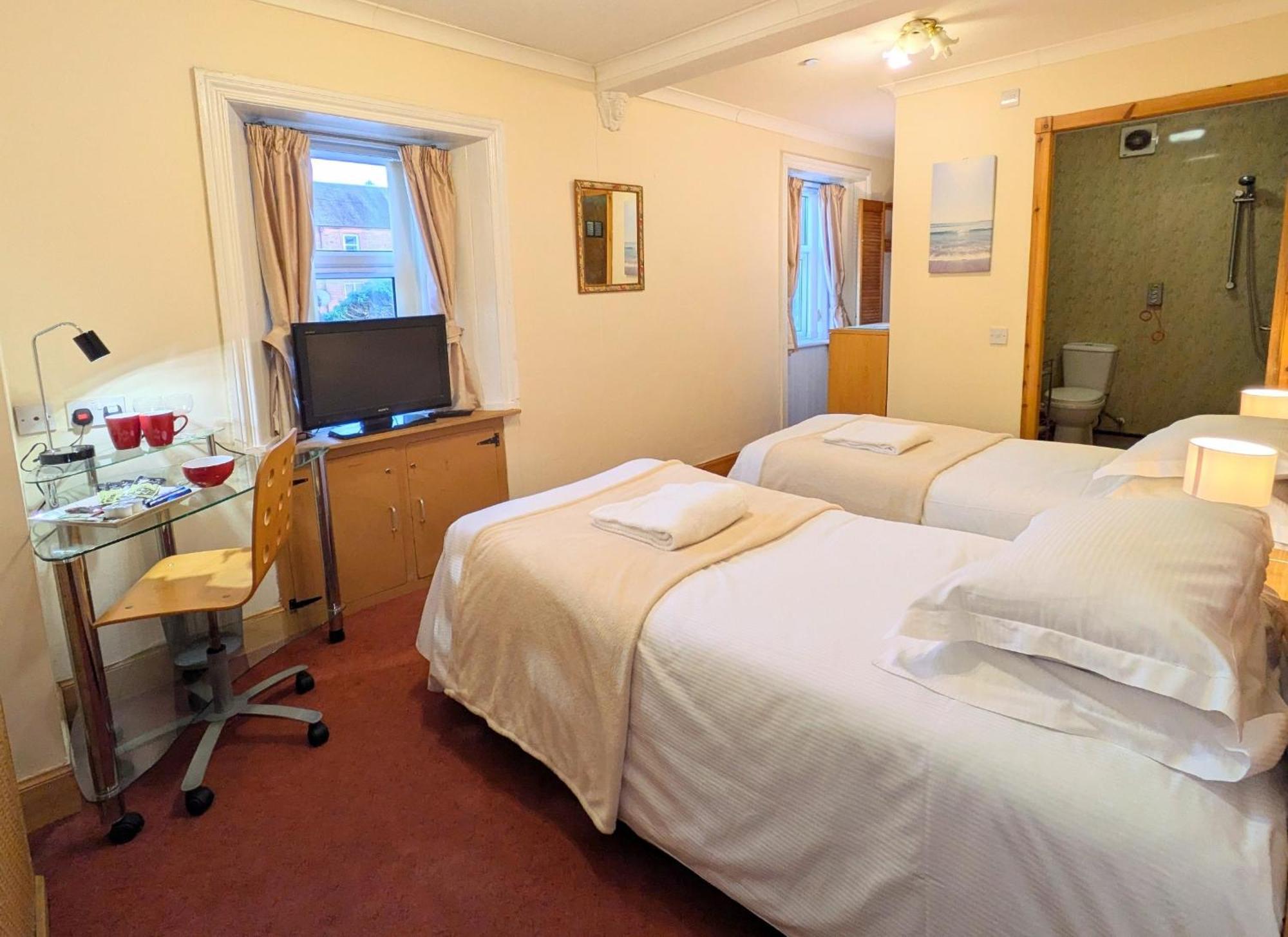 Hollybank - Ensuite Room & Use Of Large Shared Kitchen Dumfries Dış mekan fotoğraf