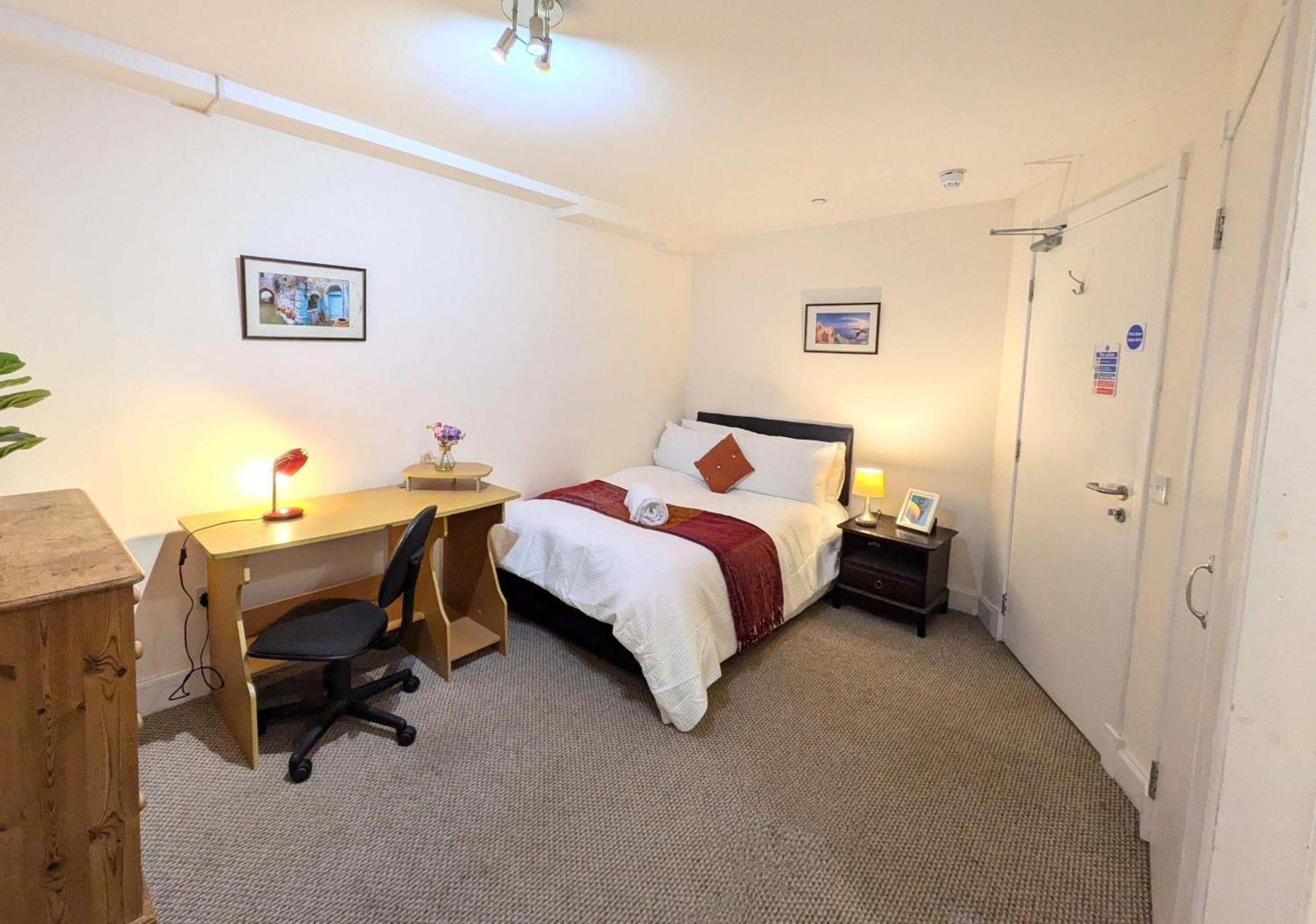 Hollybank - Ensuite Room & Use Of Large Shared Kitchen Dumfries Dış mekan fotoğraf